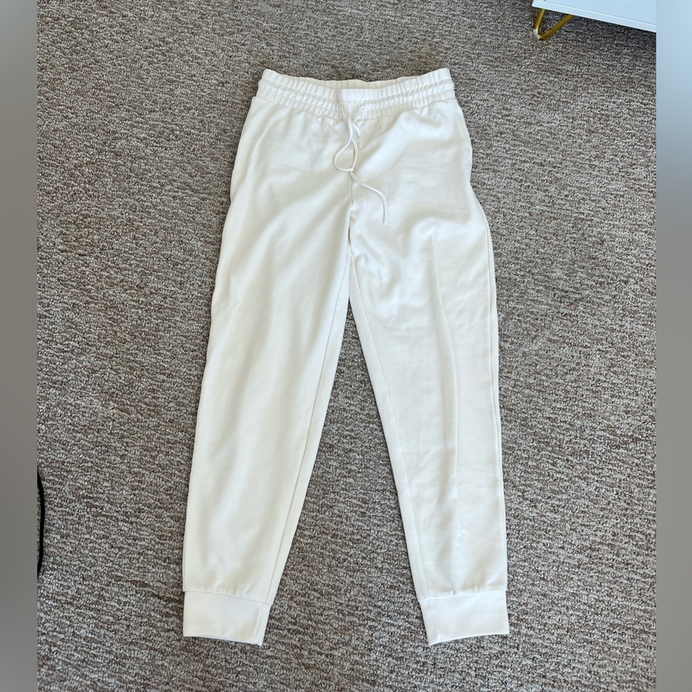 **Mango Pure White Joggers - Size S (New Without Tags)**